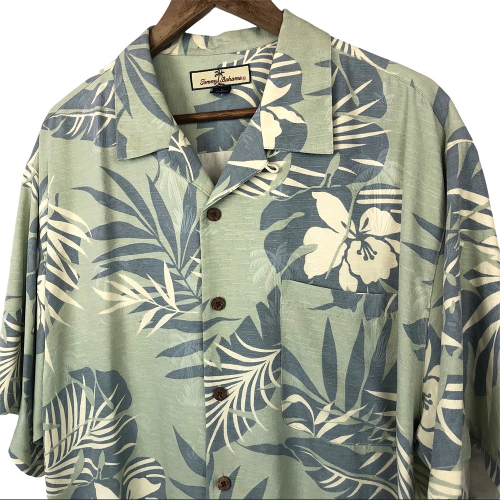 Tommy Bahama Green Button Front Silk Shirt Large